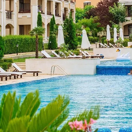 Apartman студио в затворен комплекс Blue