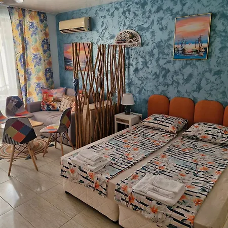 студио в затворен комплекс Blue * Szozopol