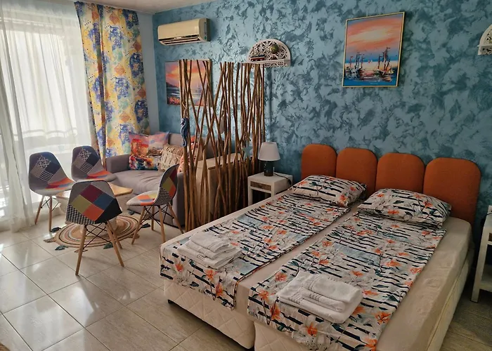 студио в затворен комплекс Blue * Sozopol