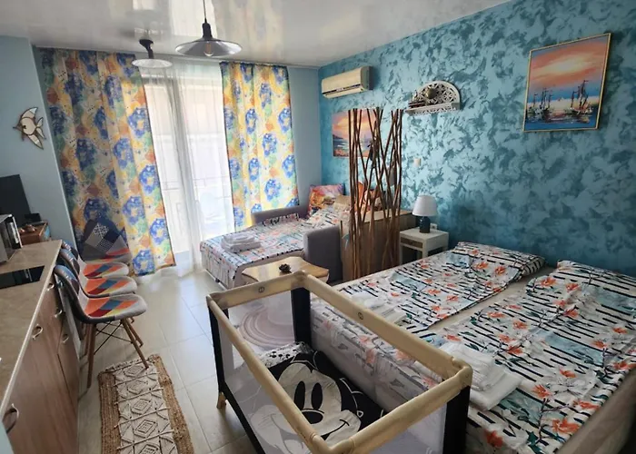 Apartment студио в затворен комплекс Blue