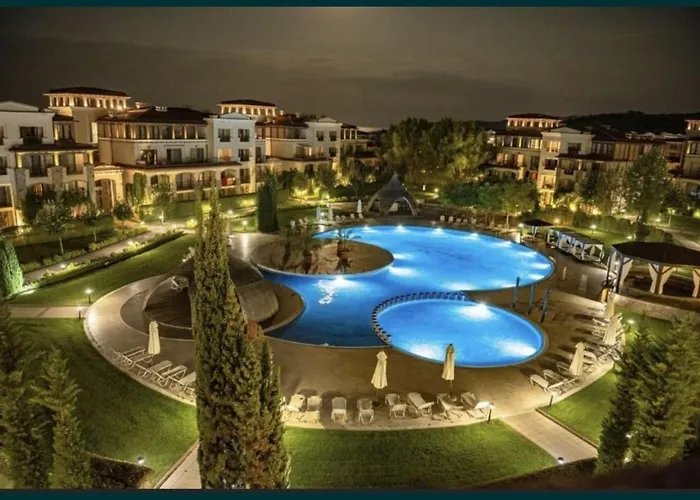 студио в затворен комплекс Blue Apartment